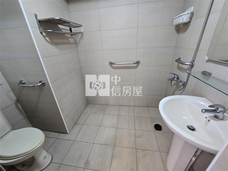 中悅桂冠~景觀大4房車房屋室內格局與周邊環境