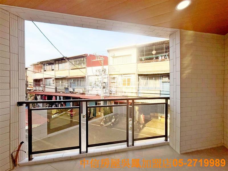 和興國小邊間車庫美別墅房屋室內格局與周邊環境