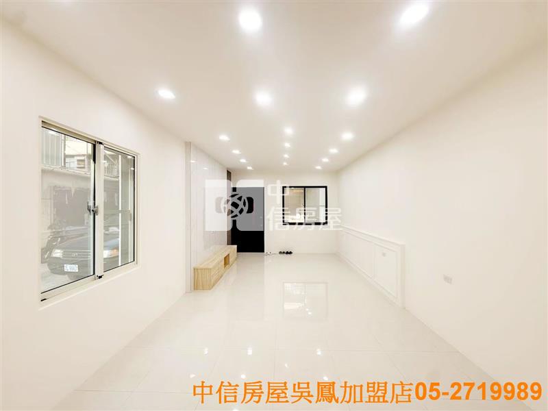 和興國小邊間車庫美別墅房屋室內格局與周邊環境
