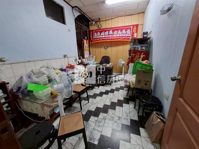 安南區本原街大地坪透天房屋室內格局與周邊環境