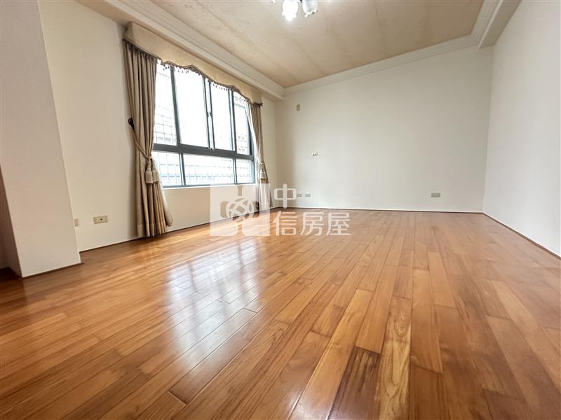 大雅大華國中雙別墅房屋室內格局與周邊環境