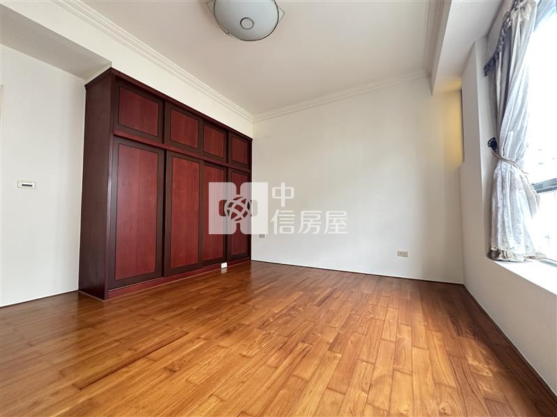 大雅大華國中雙別墅房屋室內格局與周邊環境