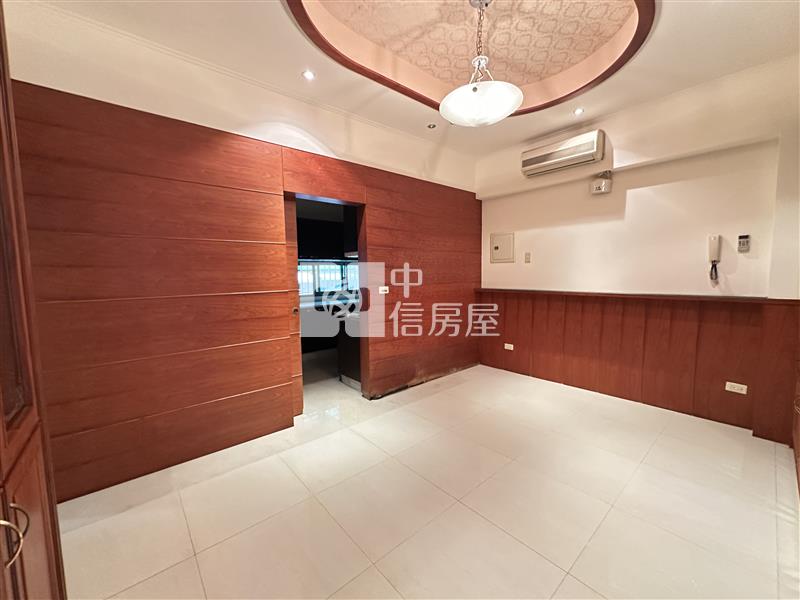 大雅大華國中雙別墅房屋室內格局與周邊環境
