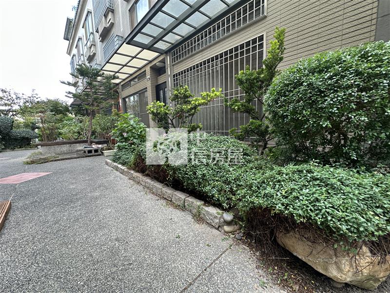 大雅大華國中雙別墅房屋室內格局與周邊環境