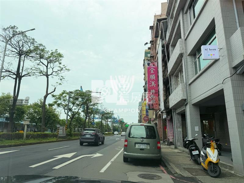【冠軍商仲】近市區臨路商業店面房屋室內格局與周邊環境