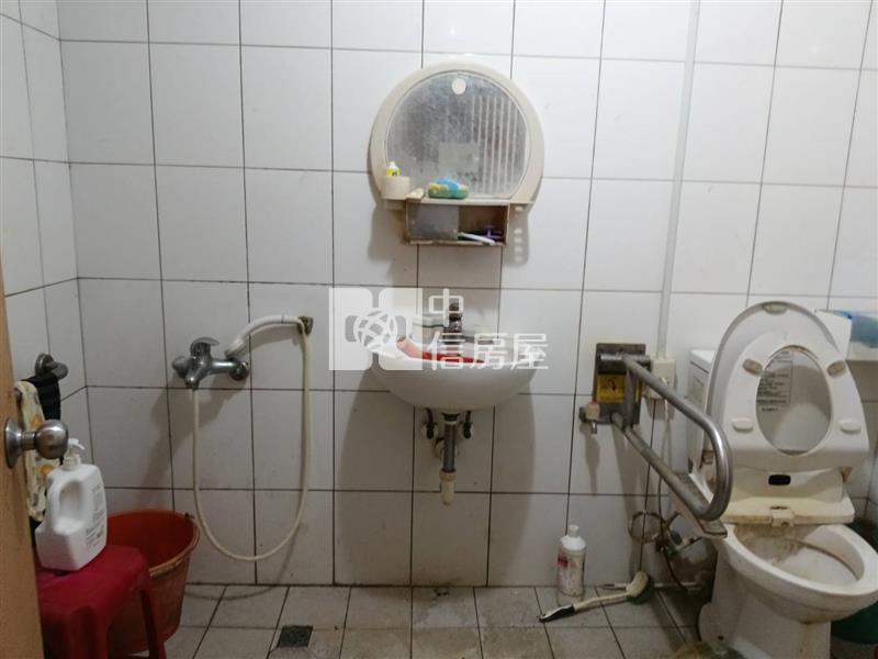 近九份子大地坪透天房屋室內格局與周邊環境