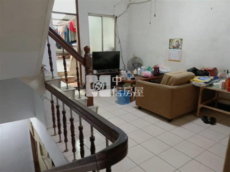 近九份子大地坪透天房屋室內格局與周邊環境