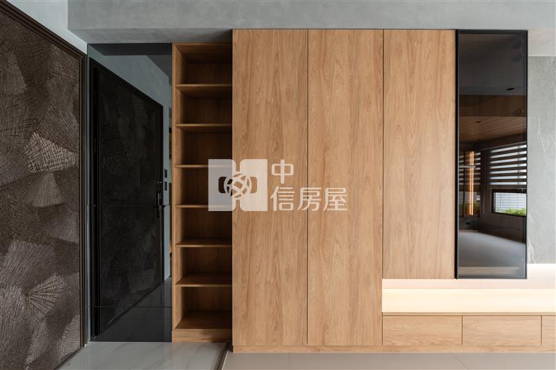 惠宇朗庭!百萬裝潢次頂兩房兩衛附平車房屋室內格局與周邊環境
