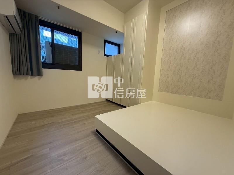領袖勳章高樓美三房房屋室內格局與周邊環境
