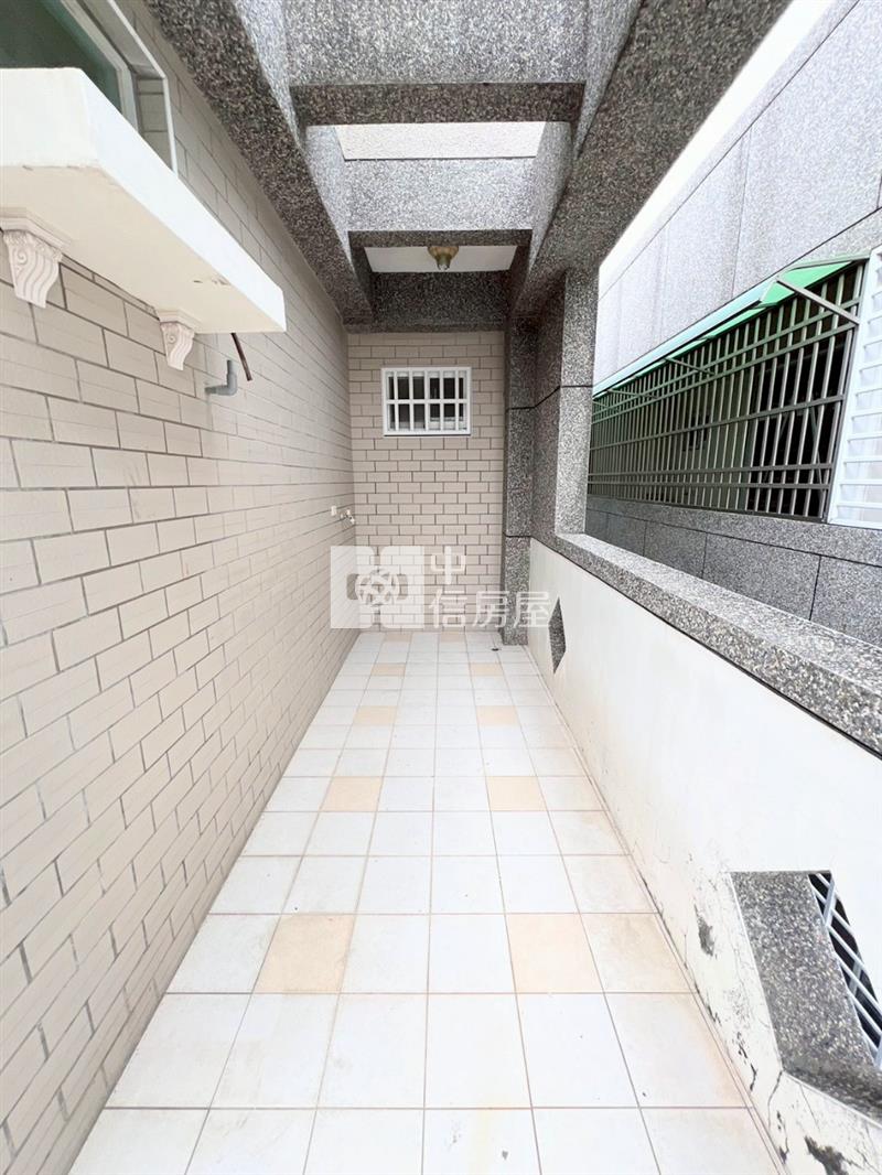 A2-5近新站不錯別墅房屋室內格局與周邊環境