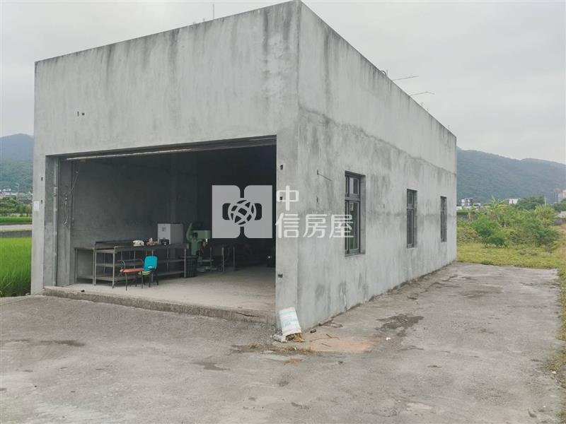 礁溪十六結挑高農業設施農地房屋室內格局與周邊環境