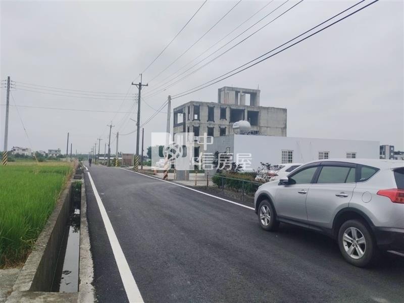 礁溪十六結挑高農業設施農地房屋室內格局與周邊環境