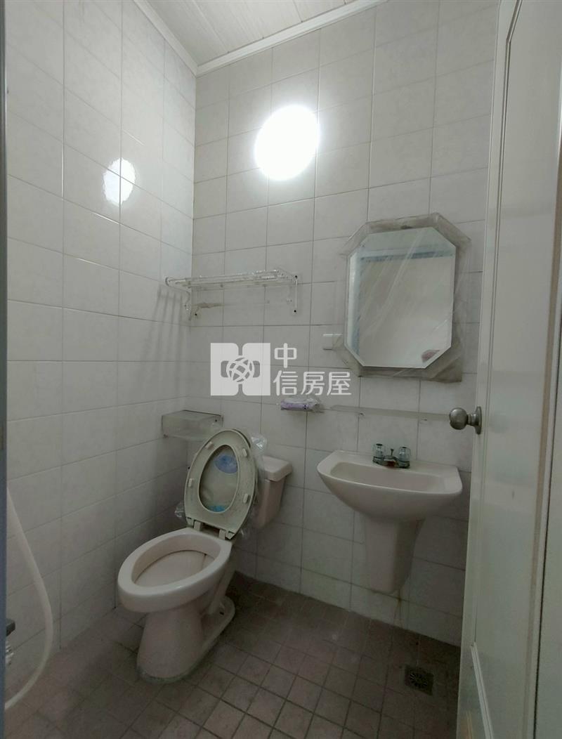 萬丹西環路透天店面房屋室內格局與周邊環境