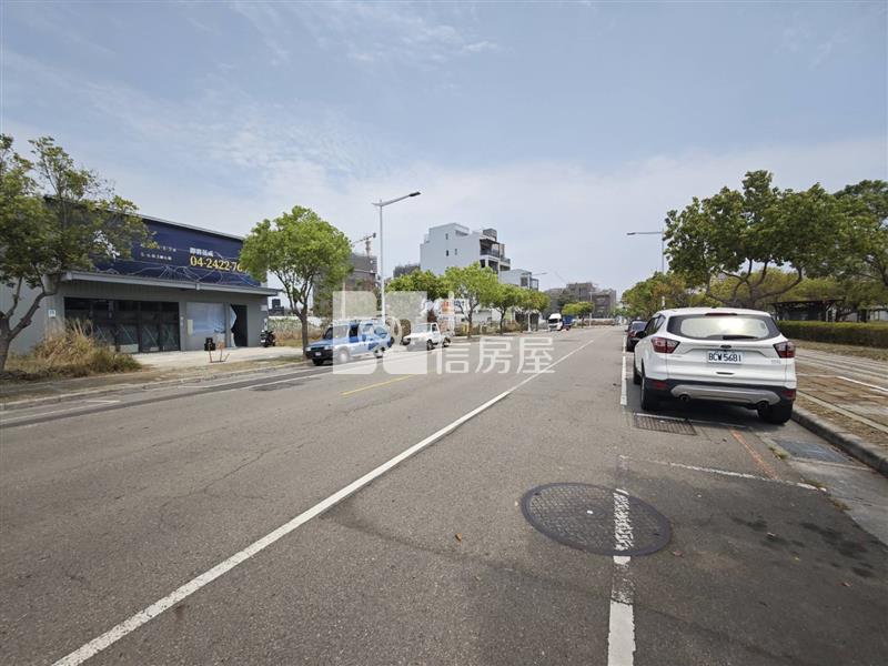 十四期洲際段后庄路面公園1-1建地房屋室內格局與周邊環境