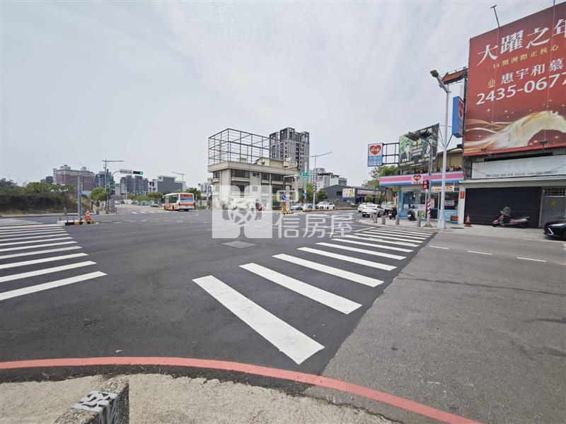 十四期洲際段后庄路面公園1-1建地房屋室內格局與周邊環境