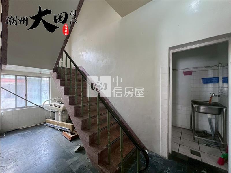 林邊中山路透天店面房屋室內格局與周邊環境