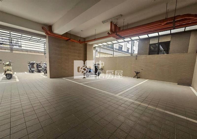 新市邰欣雙主臥平車房屋室內格局與周邊環境