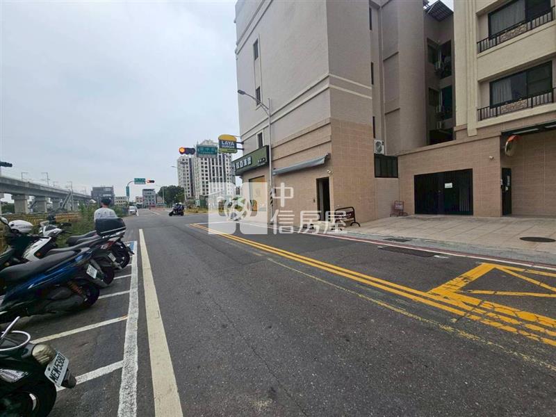 新市邰欣雙主臥平車房屋室內格局與周邊環境