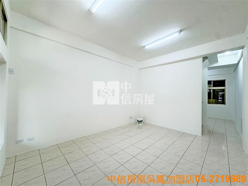 三和國小車庫別墅房屋室內格局與周邊環境