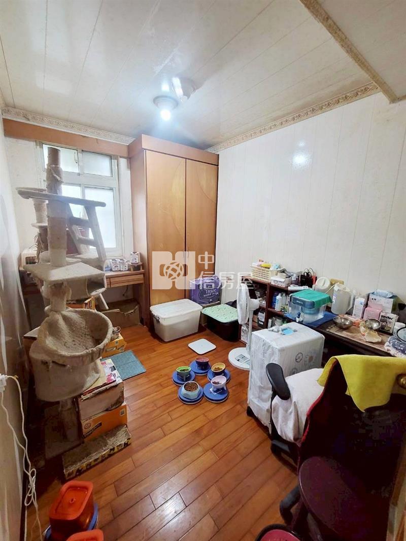 新屋高中低總價美透天(前院停車房屋室內格局與周邊環境