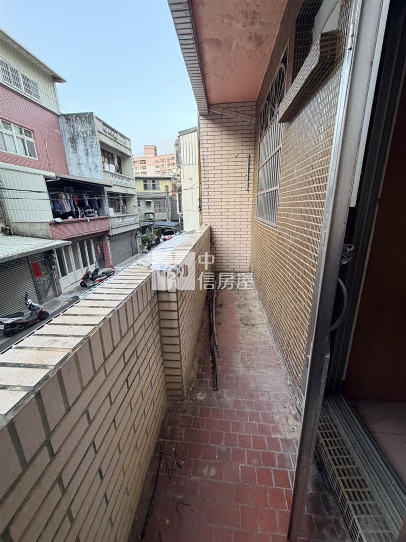 近中壢家樂福.未來體育園區低總價透天房屋室內格局與周邊環境