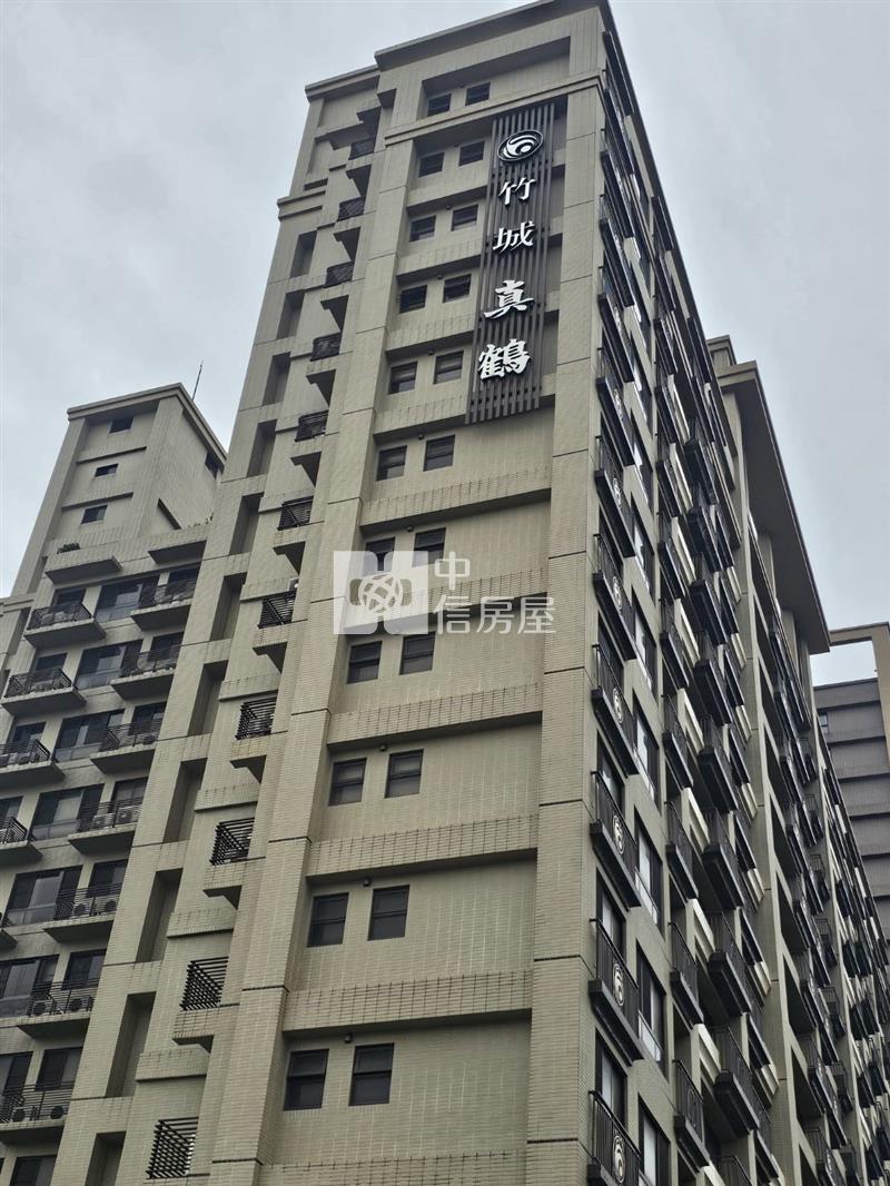 中路特區精美4改3房+平車房屋室內格局與周邊環境