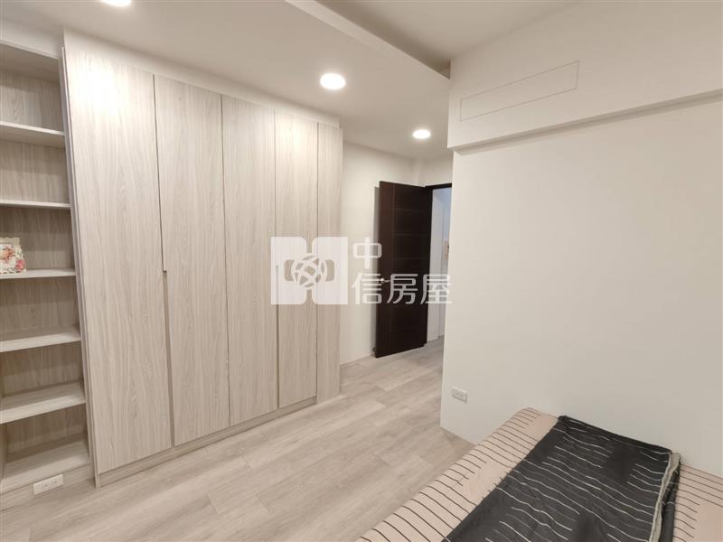 明興創業店住全新翻修透天房屋室內格局與周邊環境