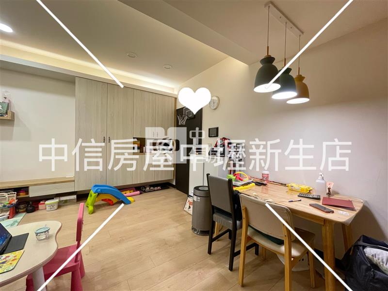 中壢交流道文化國小美2房+平車房屋室內格局與周邊環境