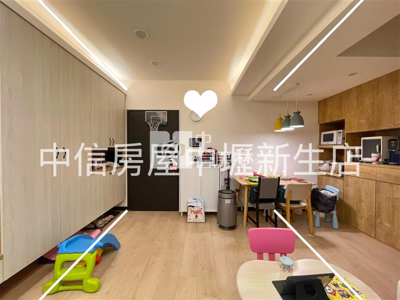 中壢交流道文化國小美2房+平車房屋室內格局與周邊環境