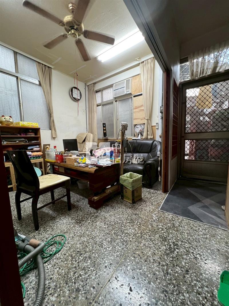 C1-71正市區溫馨透天房屋室內格局與周邊環境