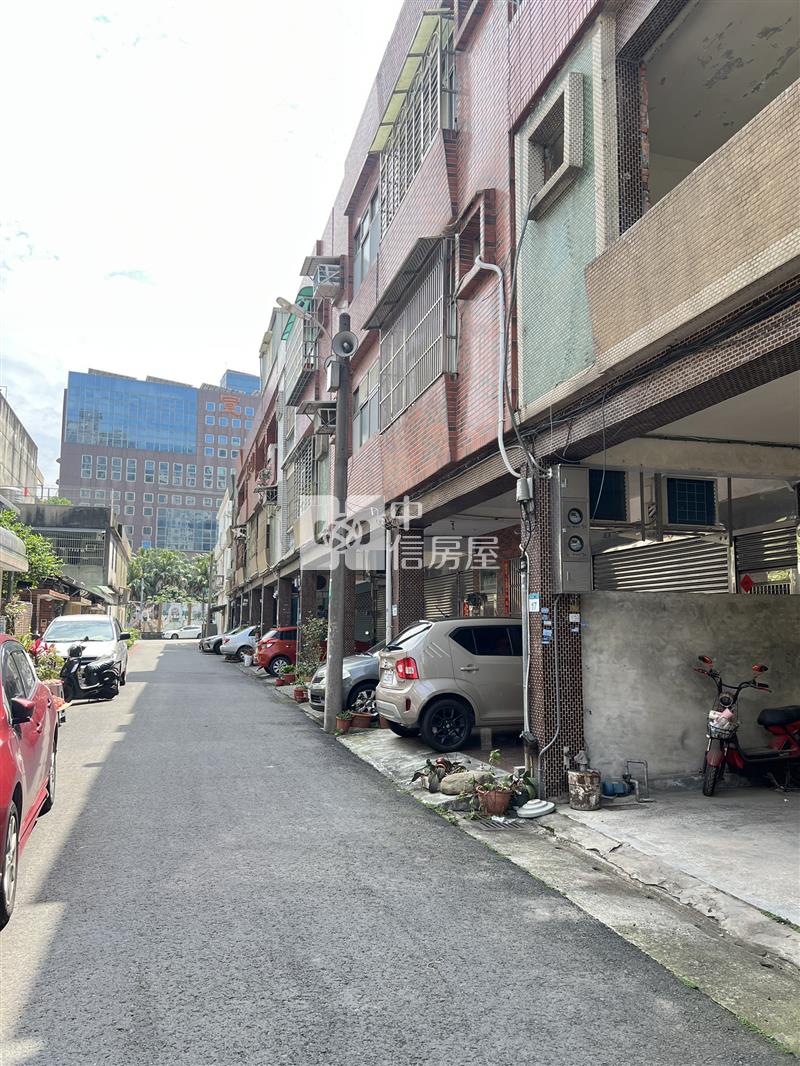 《晶顥團隊》南崁交流道透天房屋室內格局與周邊環境