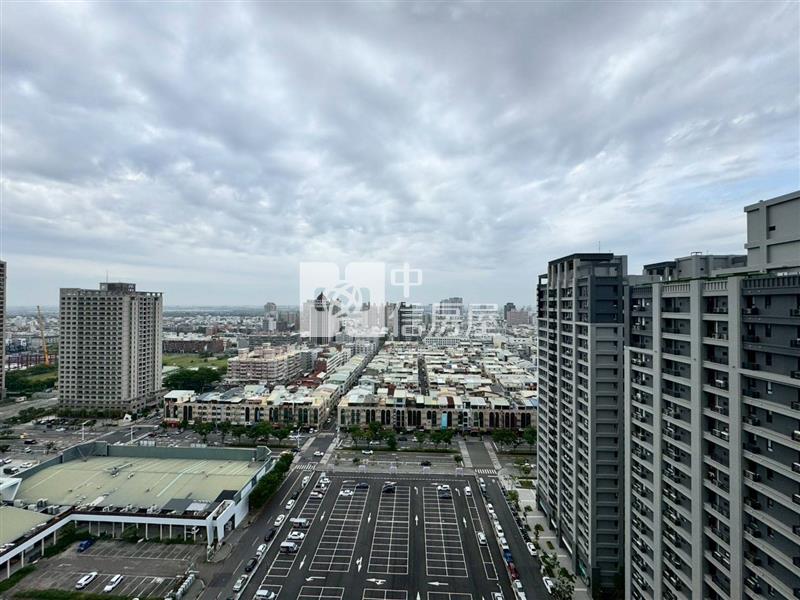 文華一品高樓層景觀三房平車房屋室內格局與周邊環境