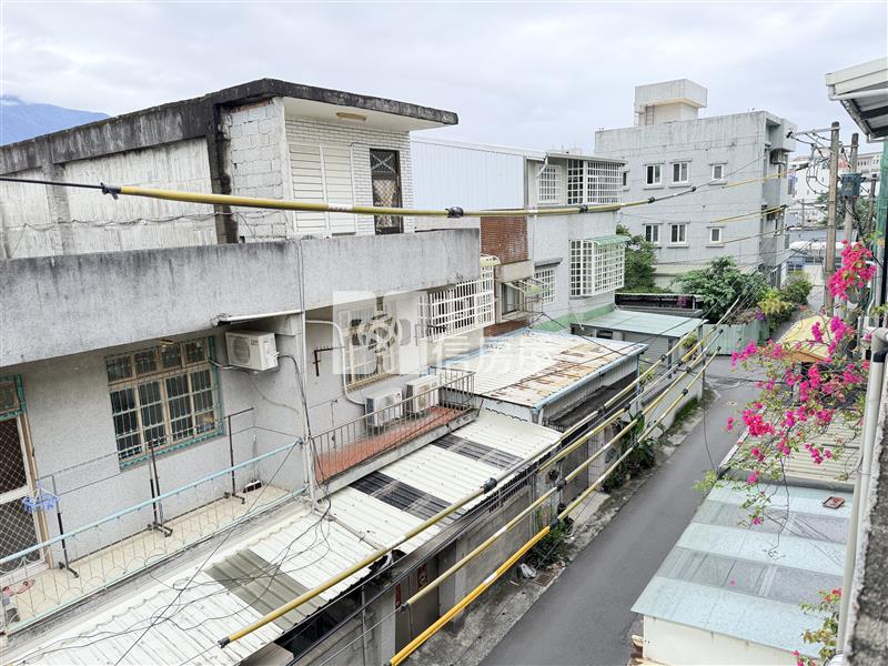 林森路花漾懷舊透天房屋室內格局與周邊環境