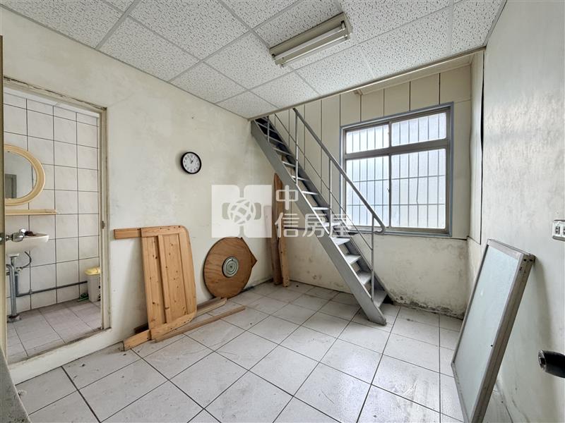 林森路花漾懷舊透天房屋室內格局與周邊環境