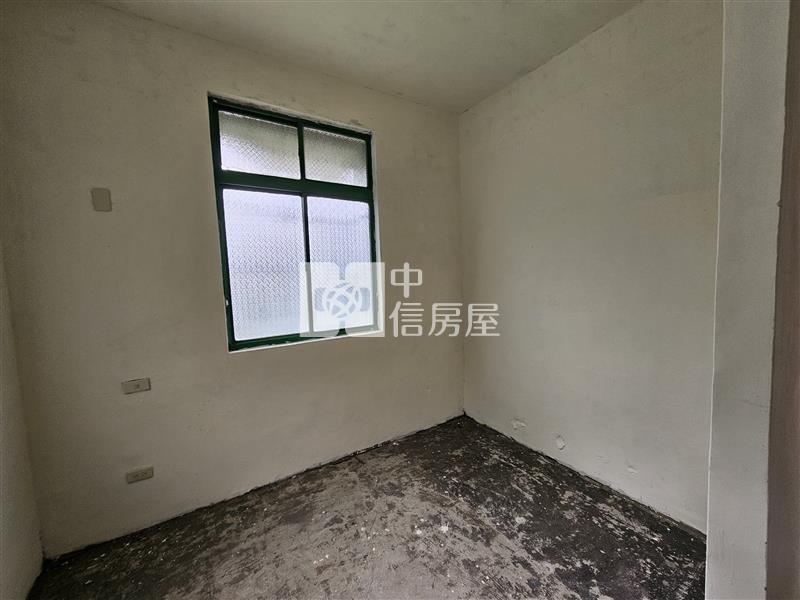 龍潭近石門邊間大面寬地坪房屋室內格局與周邊環境