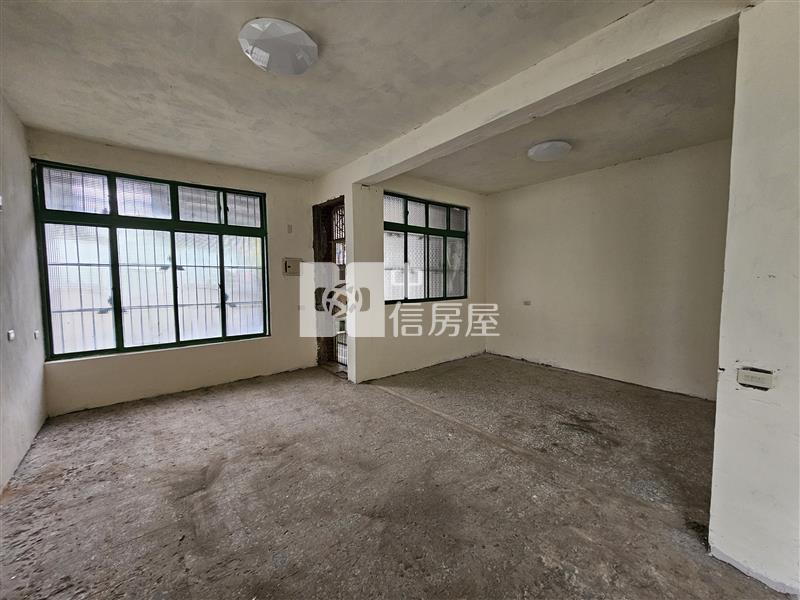 龍潭近石門邊間大面寬地坪房屋室內格局與周邊環境