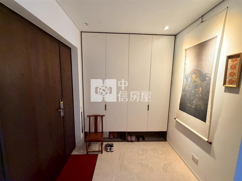 獨家國泰地標精品宅房屋室內格局與周邊環境