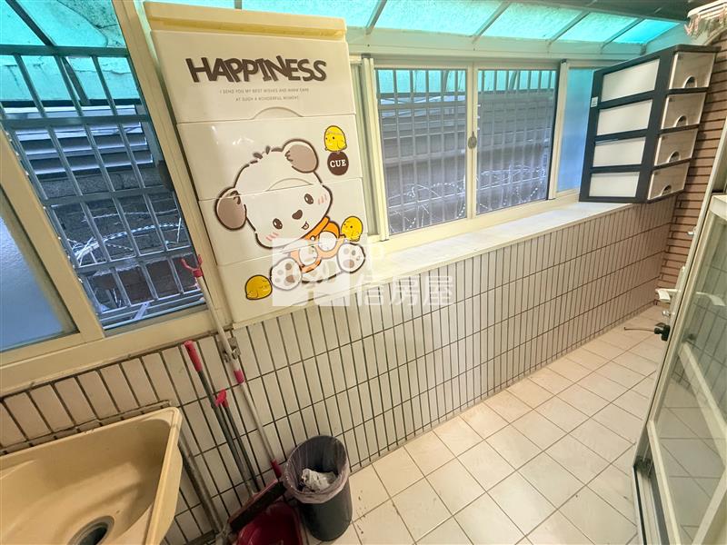 九華貴族三房平車房屋室內格局與周邊環境