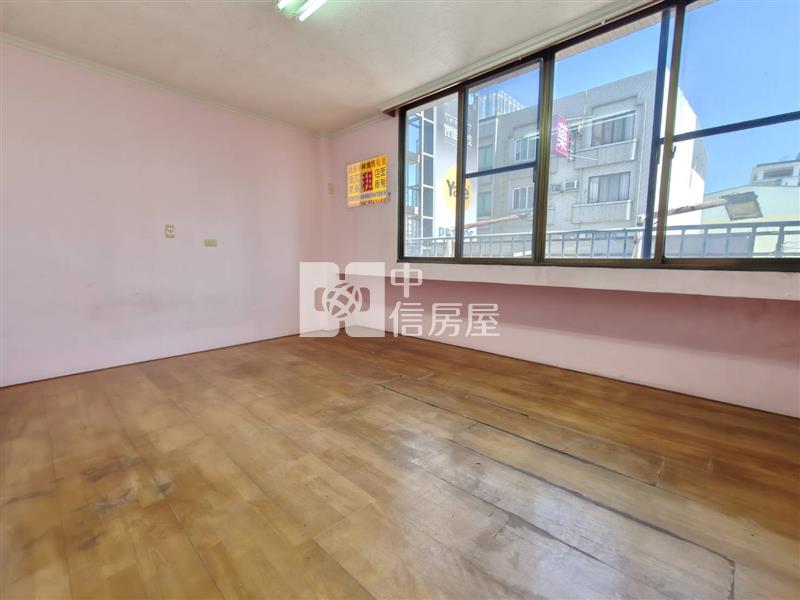 新天地94坪店面住家房屋室內格局與周邊環境