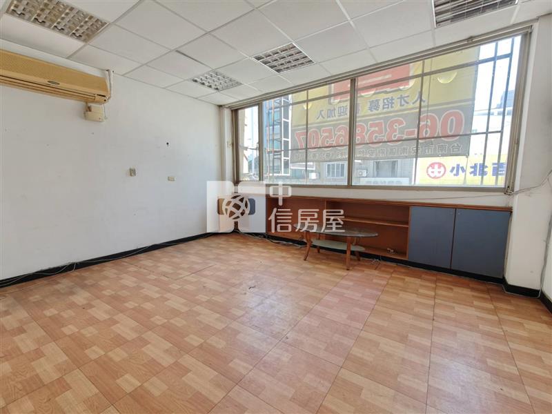 新天地94坪店面住家房屋室內格局與周邊環境