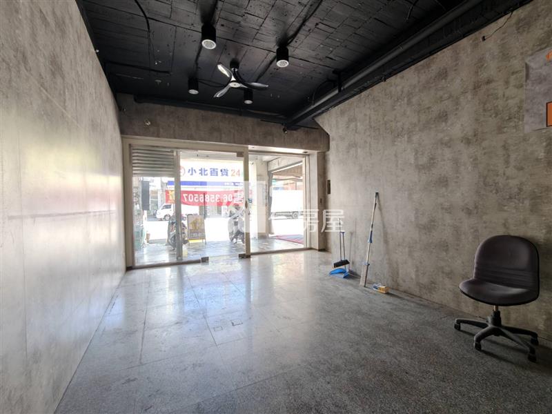 新天地94坪店面住家房屋室內格局與周邊環境