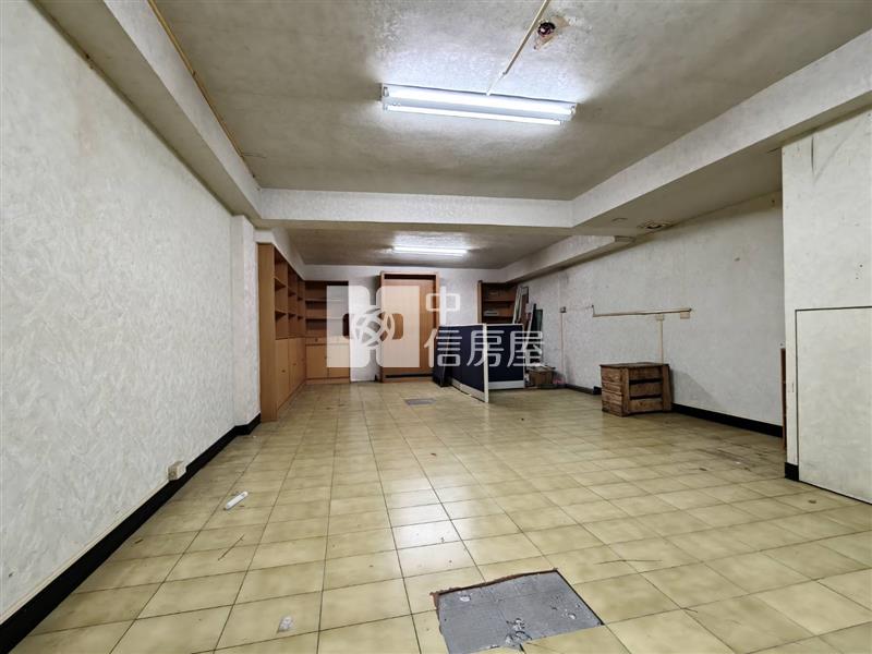 新天地94坪店面住家房屋室內格局與周邊環境
