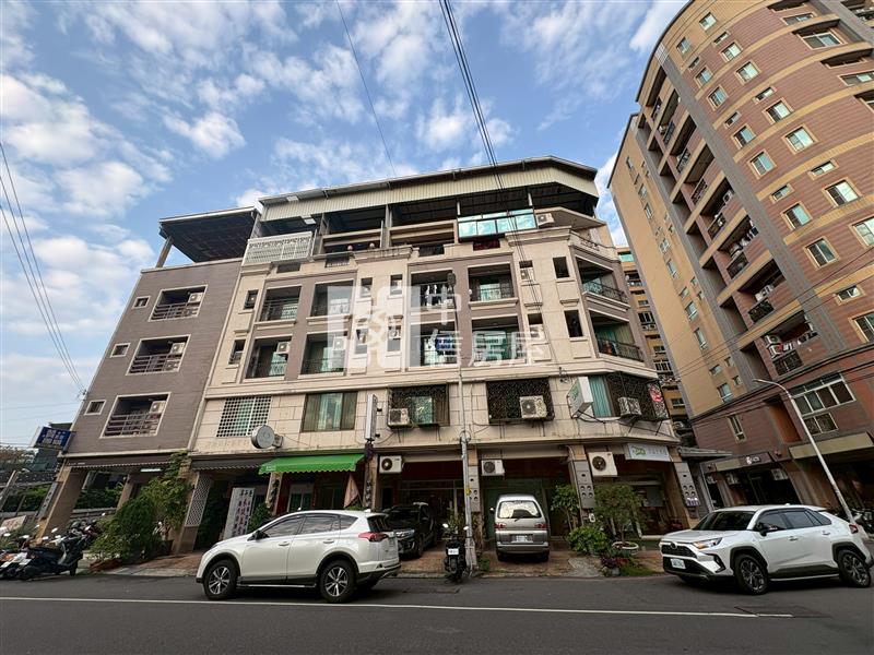 興大康橋旁角間收租電梯套房+店面房屋室內格局與周邊環境