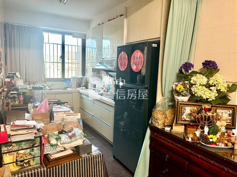 興大康橋旁角間收租電梯套房+店面房屋室內格局與周邊環境
