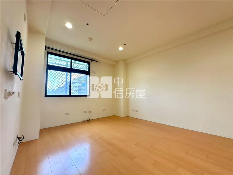 國宅大三改二房美屋房屋室內格局與周邊環境