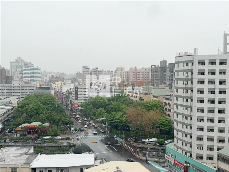 賴厝國小春風得意高樓3房房屋室內格局與周邊環境