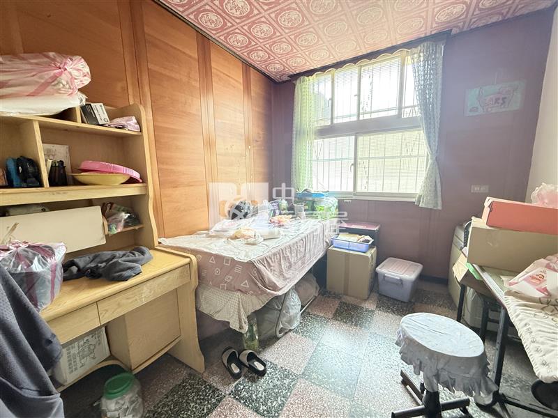 南勢三角窗大地坪透天房屋室內格局與周邊環境