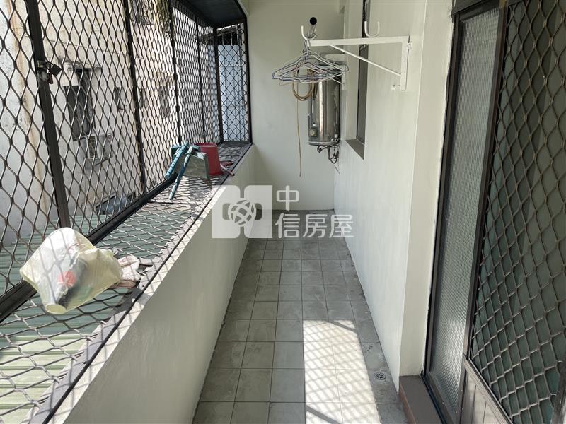 前鎮班超稀有低總價三房房屋室內格局與周邊環境