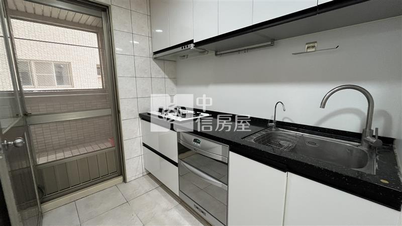 東山河3+1房平車房屋室內格局與周邊環境