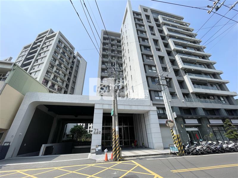 台中家家三房車位房屋室內格局與周邊環境